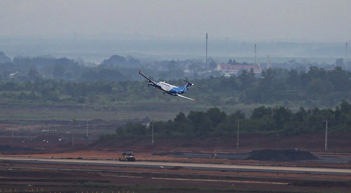 Calibration flights begin at Long Thanh airport ahead of 2026 opening